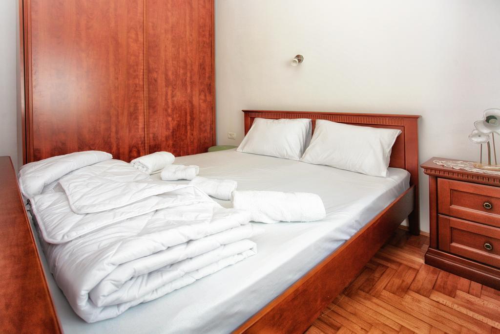 Apartments Villa Happy Mrcevac Exterior foto